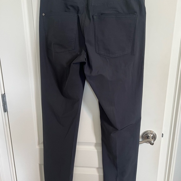 Vuori charcoal men’s pants - Picture 2 of 7